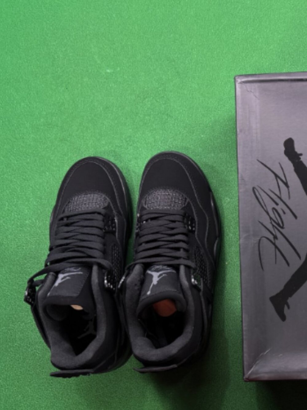 AJ 4